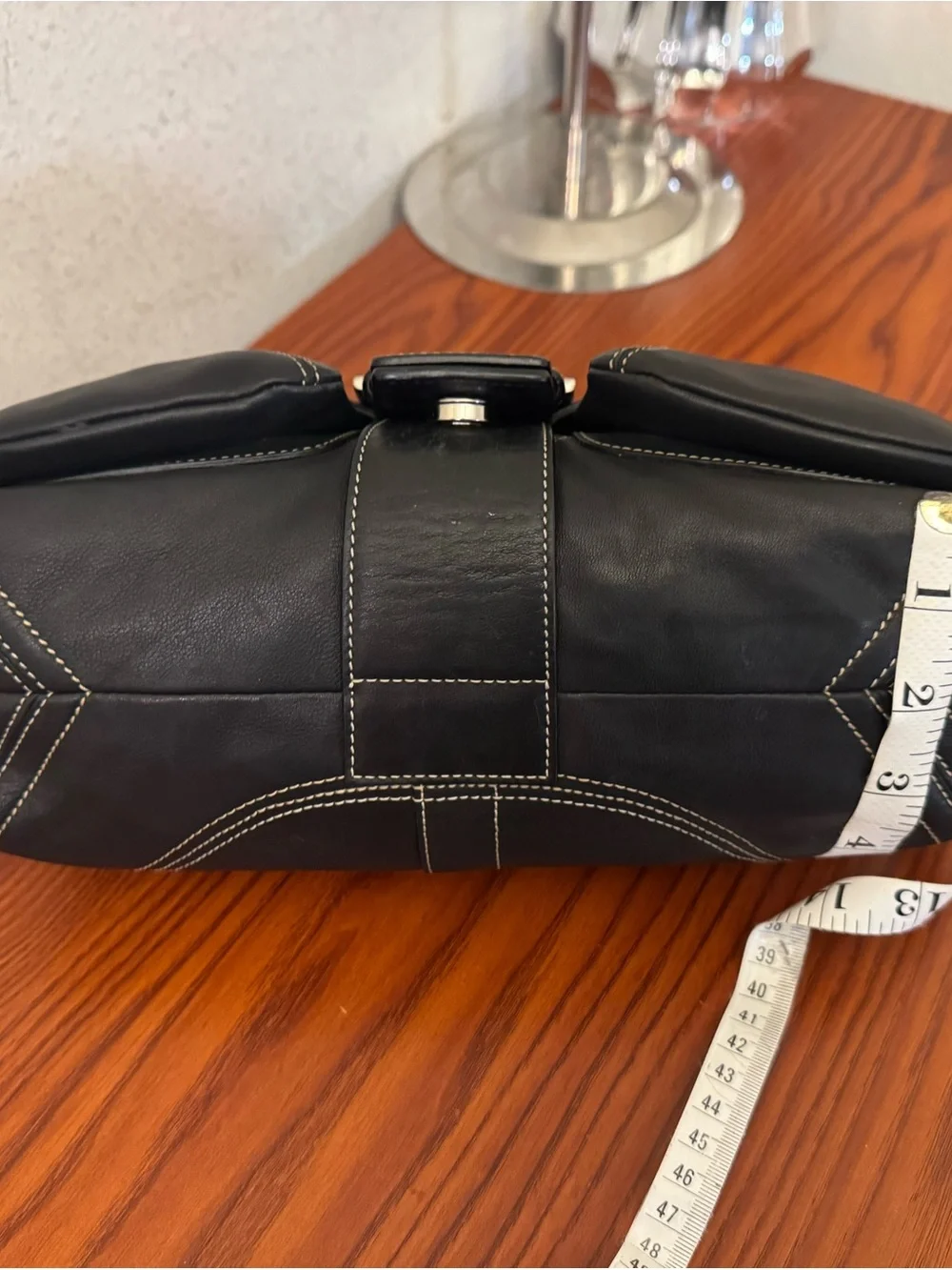 Vintage Coach Black Leather  Bag with Contrast Stitching and Buckle